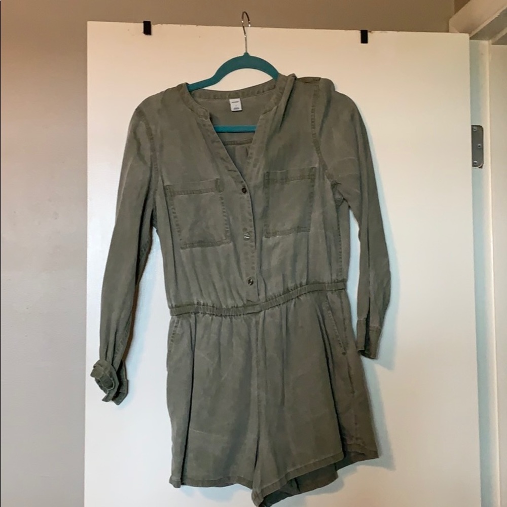 Old navy long sleeve romper.